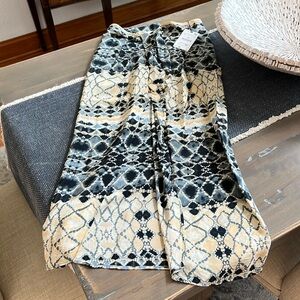 New with tags Zara full length skirt size medium